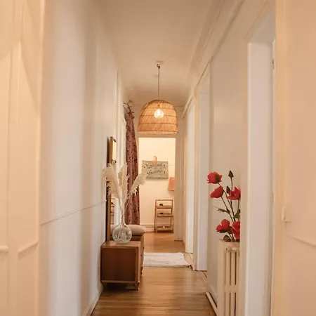 Rare! Magnifique - Vue Cathedrale Apartman *